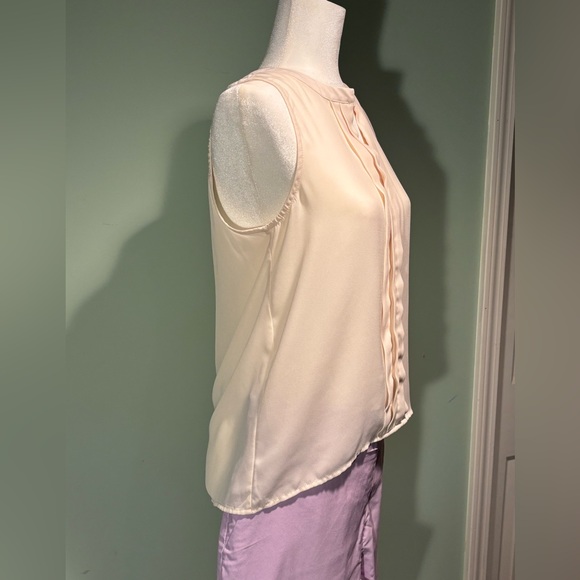 Sleeveless ivory women’s blouse size M - Picture 2 of 7